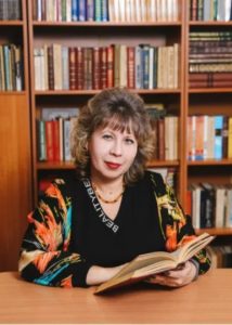 Язовских Елена Ивановна.
